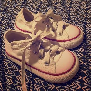 Converse size 4c guc white